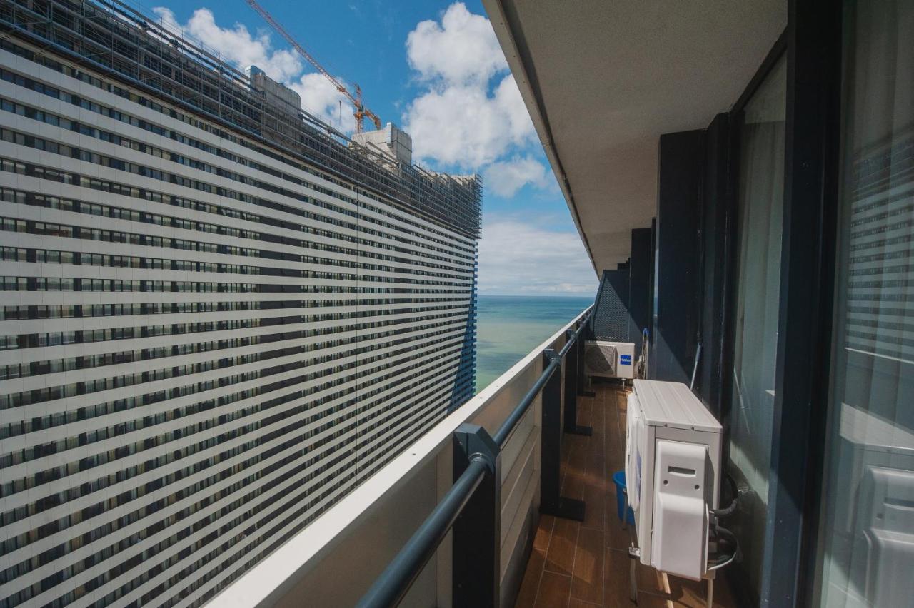 Orbi City Towers Батуми Екстериор снимка